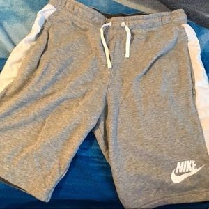 Nike men’s shorts